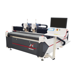 介紹一下箱包皮包自動(dòng)裁剪打樣切割設(shè)備